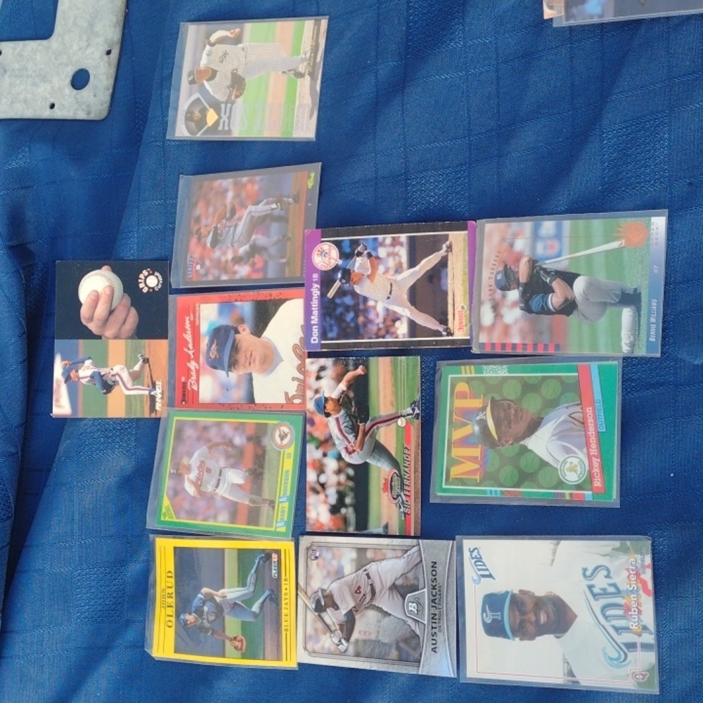 Baseball Trading Card Collection - Picture 3 of 3